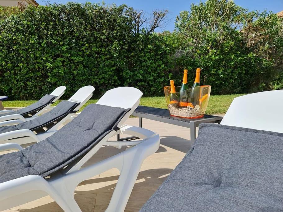 Villa On The Beach Playa Flamenca 오리후엘라 외부 사진